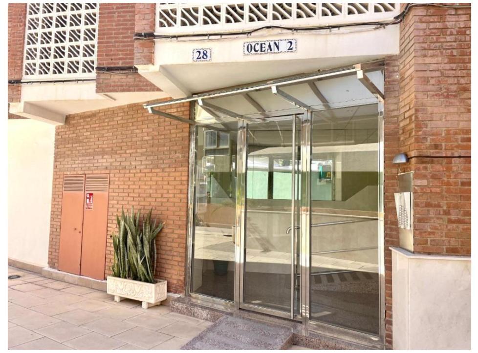 Edificio Ocean II Apartment Benidorm Bagian luar foto